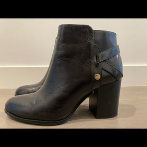 Black leather boots with gold detail. Barely worn!